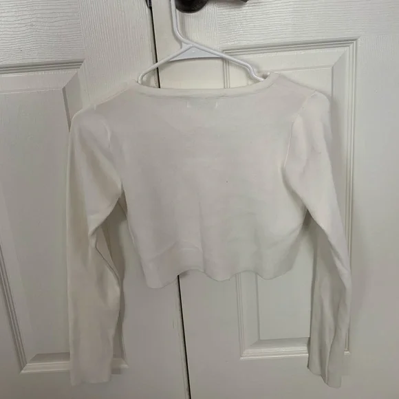 white cropped cardigan - Picture 2 of 2